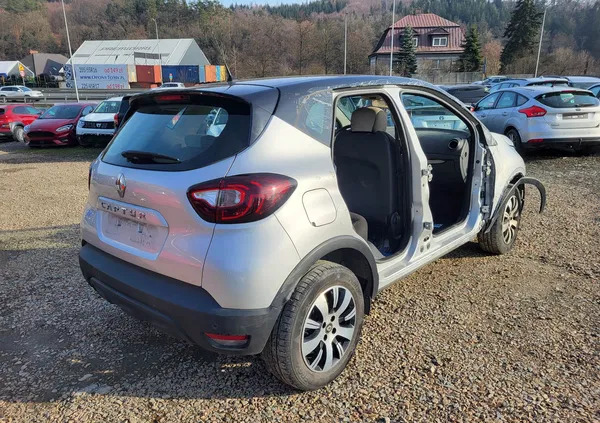 renault pomorskie Renault Captur cena 27500 przebieg: 105000, rok produkcji 2018 z Rumia